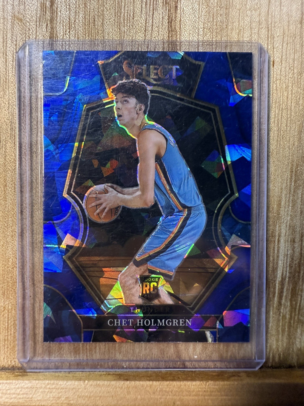 2022-23 Panini Select #196 Chet Holmgren Blue Cracked Ice Prizms Rookie