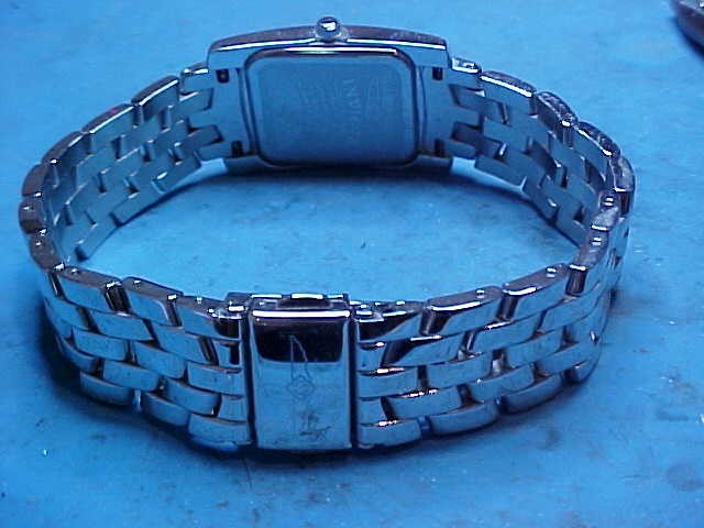 NICE LADIES INVICTA WATCH RECTANGULAR CASE STAINL… - image 4