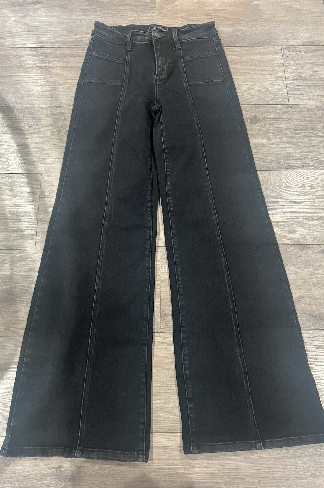 Wild Oak Boutique Risen Jeans Women’s Size 3 Flare Mid Rise Black Wide Bottom