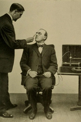 Frequenz elektrische Ströme in Medizin und Zahnmedizin Foto