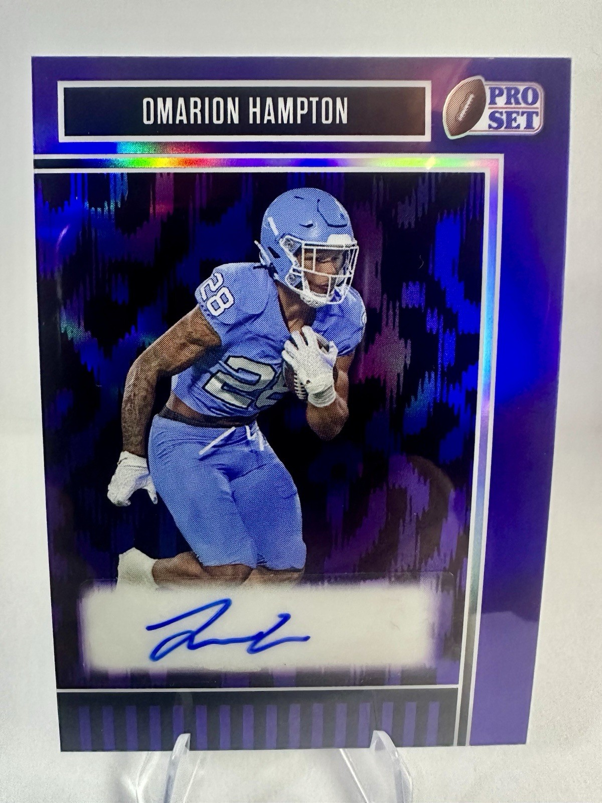2025 Leaf Pro Set Omarion Hampton Auto 9/15 Purple #BA-OH1 UNC/Chargers RB NFL