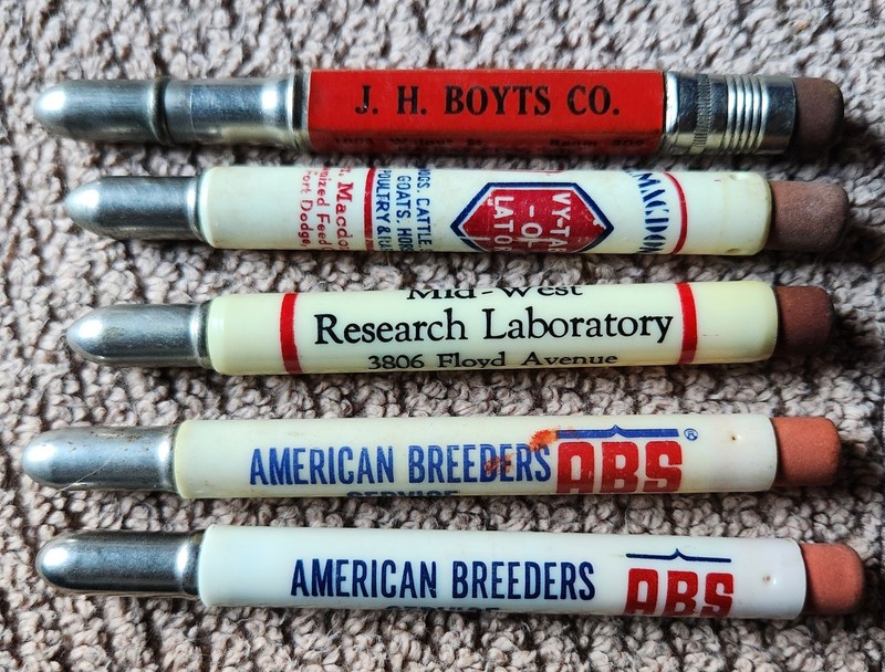 LOT OF 5 Vintage Advertising Bullet Pencils Breeders  Laboratories Bank