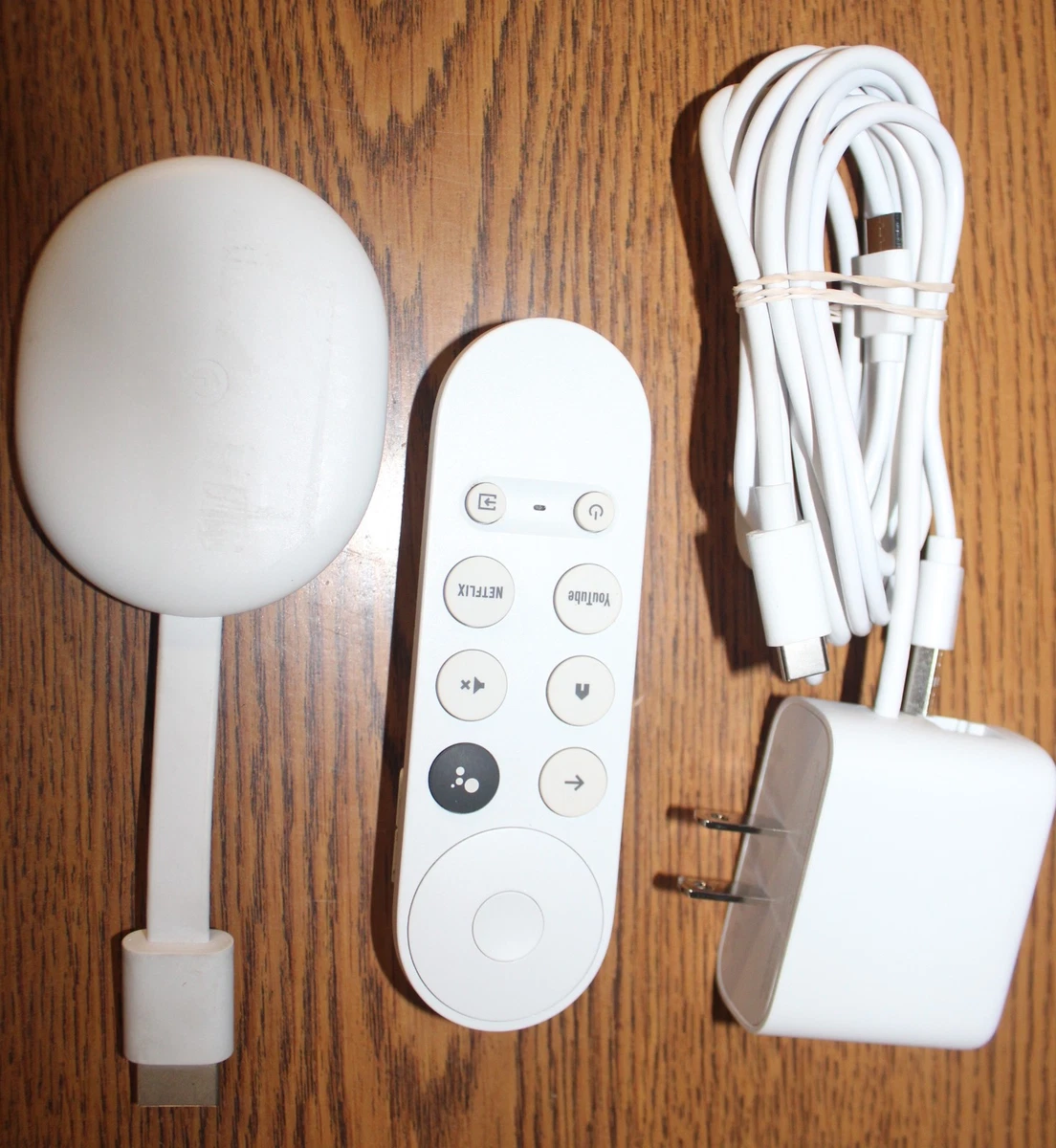 Google Chromecast with Google TV White 2160p Google Assistant