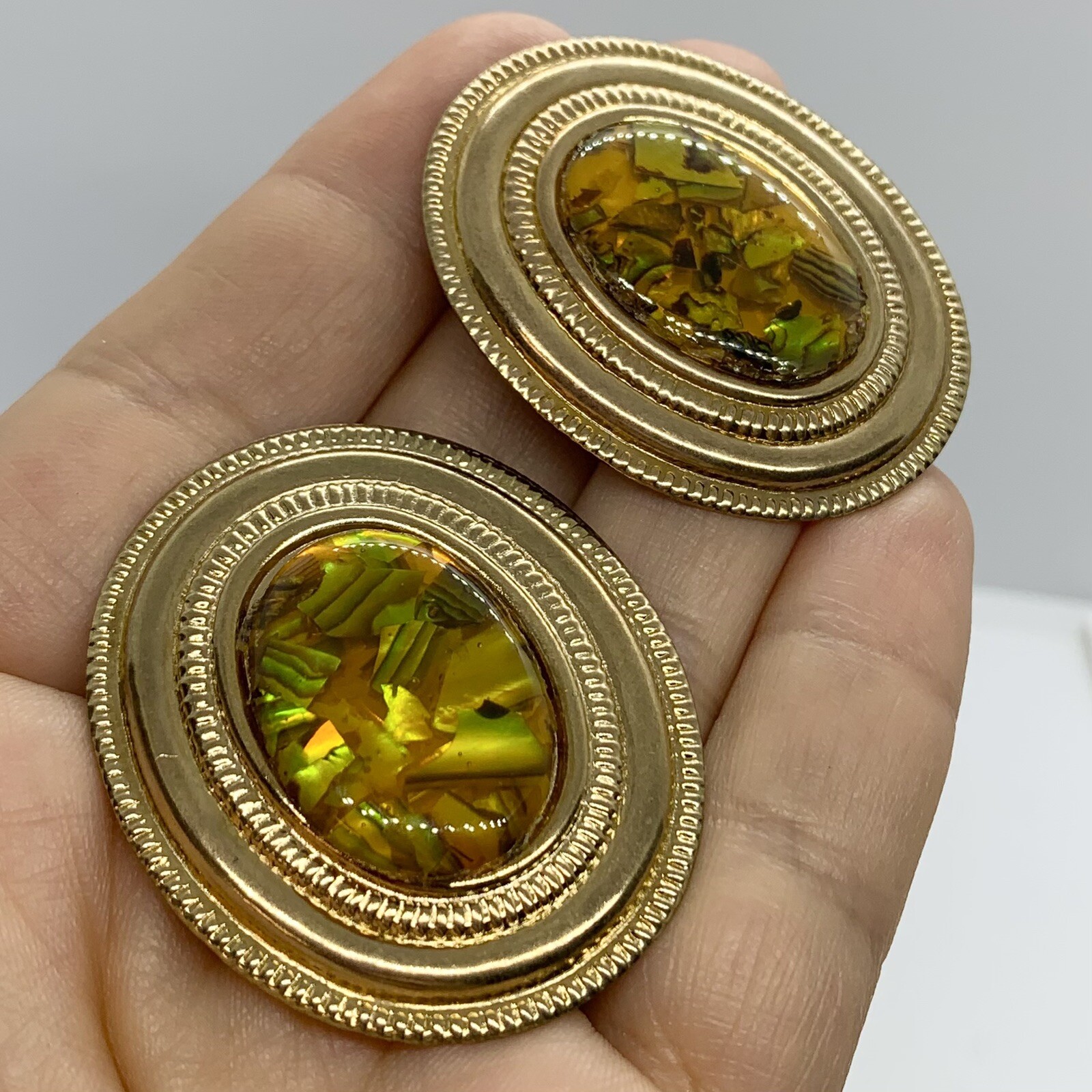 VTG ABALONE SHELL STATEMENT EARRINGS GLASS ENCASE… - image 3