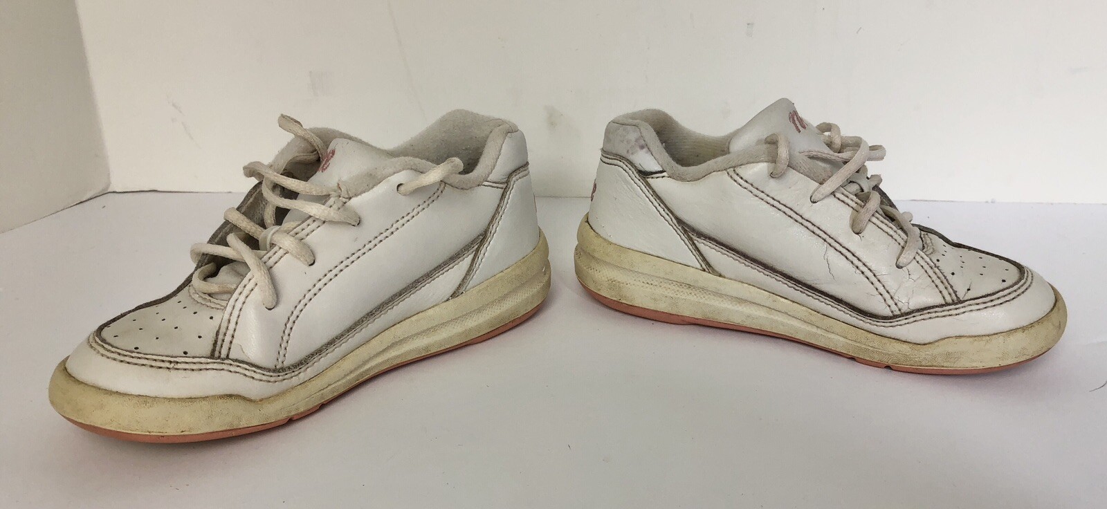 Nike size 10c Toddler Girls' Running Shoe Lace-Up White W/Pink Swoosh Some Wear thumbnail 6