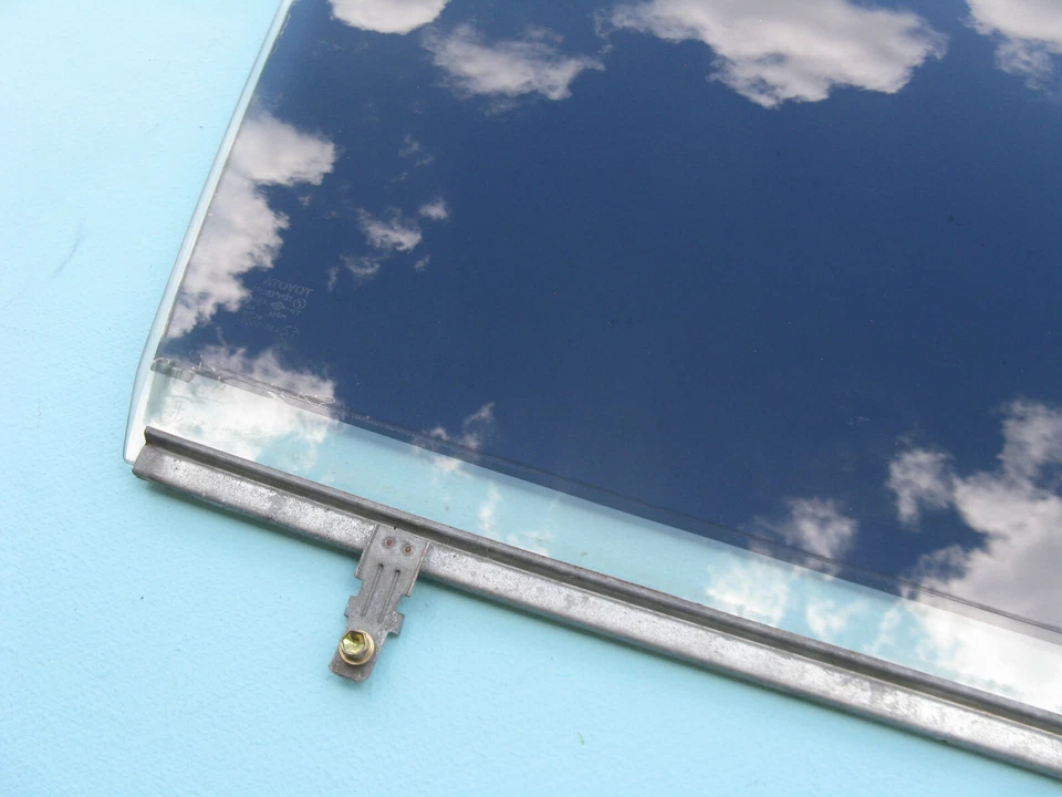 Lexus LX450 1996 1997 puerta del lado del pasajero delantero derecho ventana cristal usado diestro 96 97 Foto 4 de 4