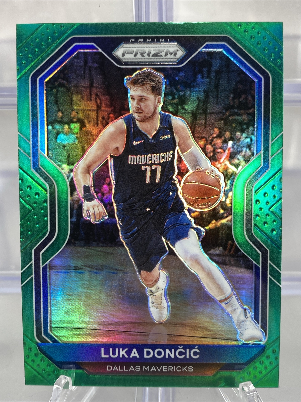 2020-21 Panini Prizm LUKA DONCIC Green #32 Dallas Mavericks