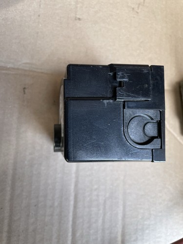 Siemens LME22.331C2 - Feuerungsautomat, LME 22.331C2, Steuerung, Heizung Used - Bild 3 von 5