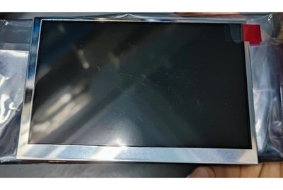 AM-800480D4TMQW-TA3H-A  new  8''  lcd panel with 90 days warranty *le