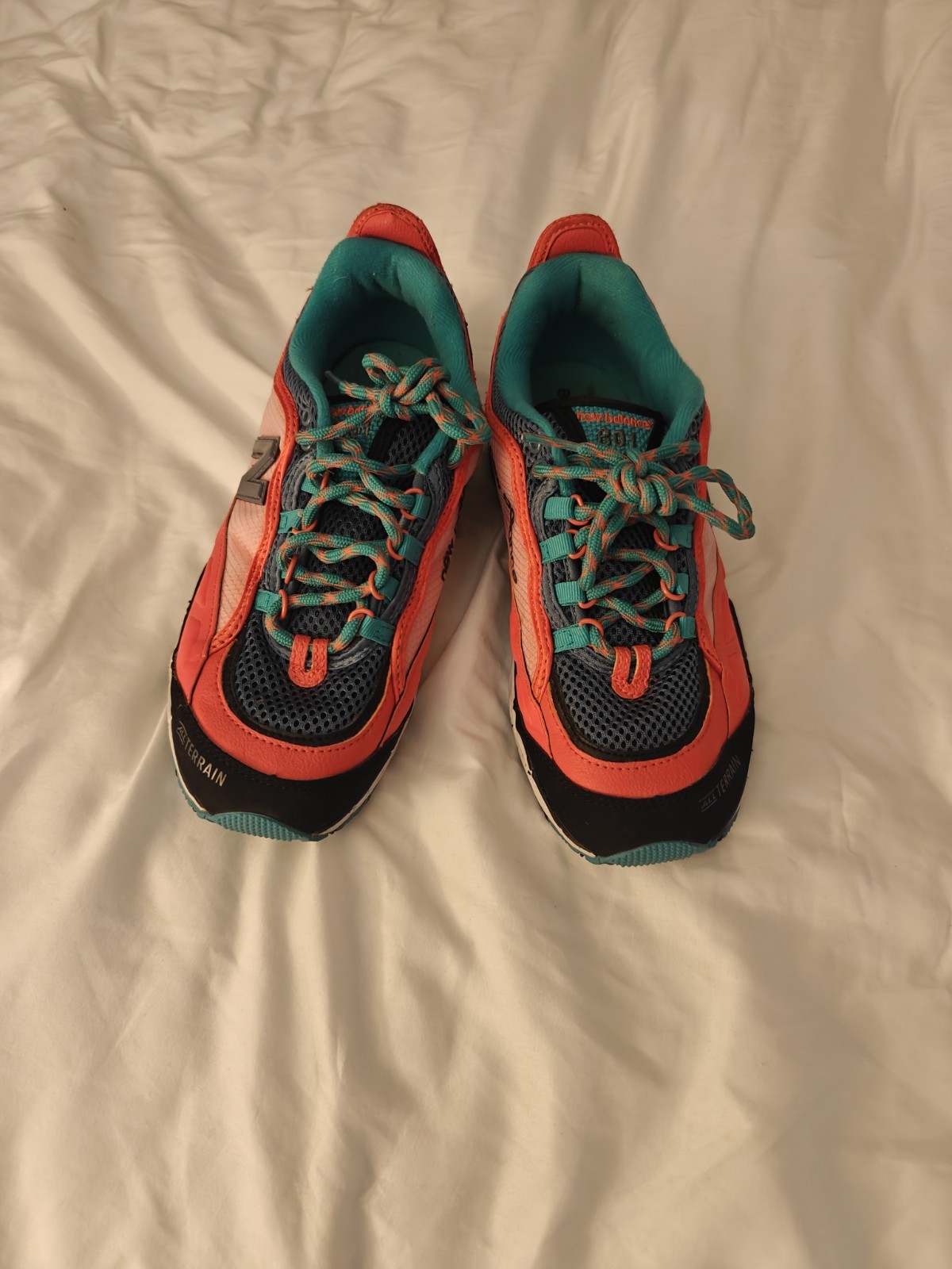 SAOLA Scarpa da corsa New Balance taglia 7 anni