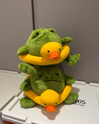 NWT Jellycat Ricky Rain Frog in a Rubber Ring   Plush Frog Toy -JUST  ONE