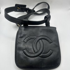 Chanel Black Lambskin Leather CC Crossbody Shoulder Bag Vintage Logo Purse