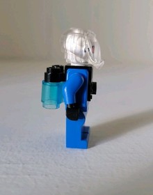 LEGO Batman| Mr Freeze Minifigure 2008 (bat011i) Set 7884 -- Blue Outfit