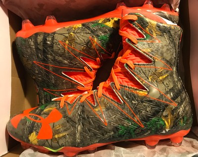 under armour camo cleats