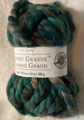 Loops & Threads  Chunky Yarn Blue Green # 202105 - 100% Acrylic
