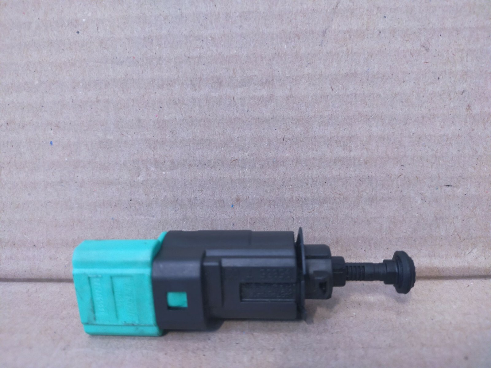 Citroen DS3 Brake Light Switch 9665602380 1.6 Petrol 2010 (A2014) eBay