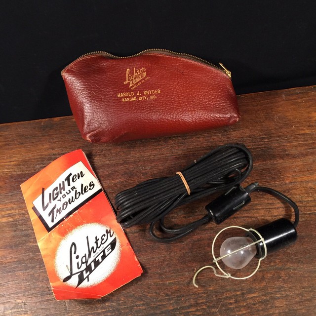 Vtg Classic Car Light USA Hanging Work Auto Lighter Mechanic Garage