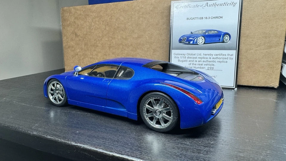 Autoart 1/18 Scale Diecast 70911 - Bugatti EB 18.3 Chiron - Blue Metallic - Image 3 of 4