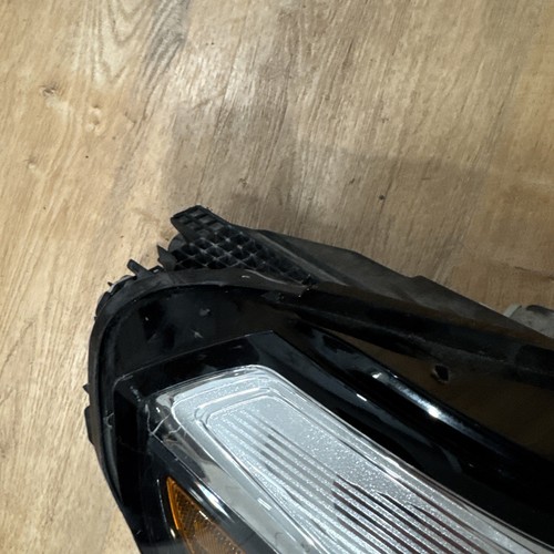 OEM 2018 2019 2020 GMC TERRAIN XENON HEADLIGHT RIGHT SIDE RH **DAMAGE** - Picture 5 of 13