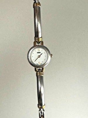 Vintage Roamer Swiss Made Ladies Quartz Watch ISA 257 Movement Model 910953/1-89
