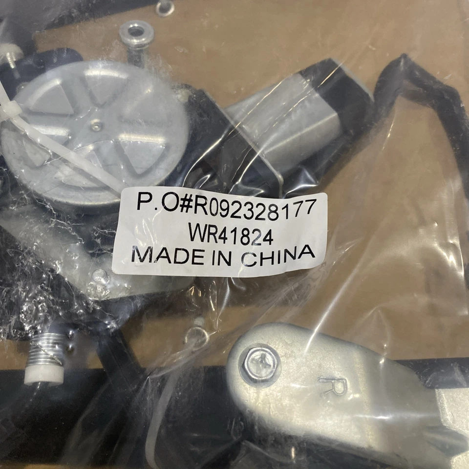 Motor de ventana delantera con regulador derecho Dodge Caravan 2003 VDO WR41824 Chrysler Foto 3 de 4