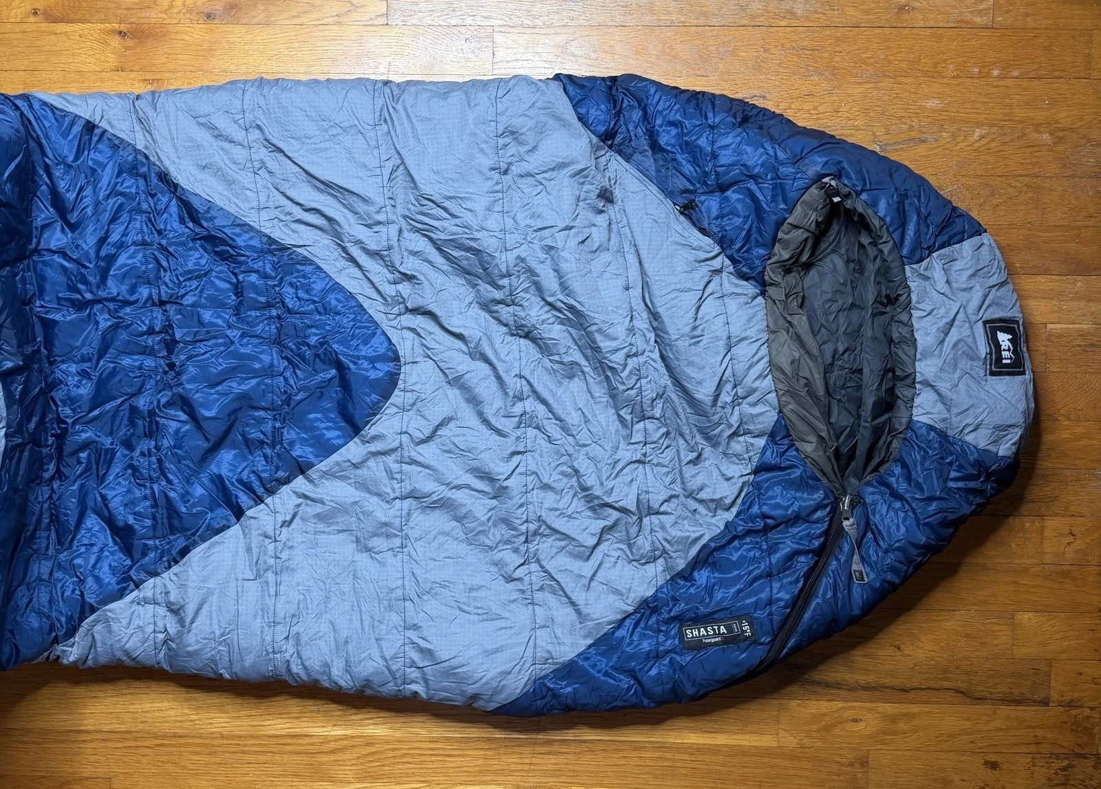 REI Polarguard 3D Shasta +15° Men's Warmth Sleeping Bag Mummy Blue - EUC