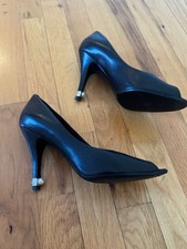 Chanel Black Leather Peep Toe Pumps Pearl Heel Size 39.5 Authentic Classic