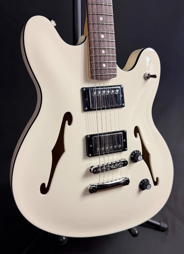 Guitarra Eléctrica Squier Affinity Starcaster Cuerpo Semi-Hueco Olympic Blanca Foto 3 de 4