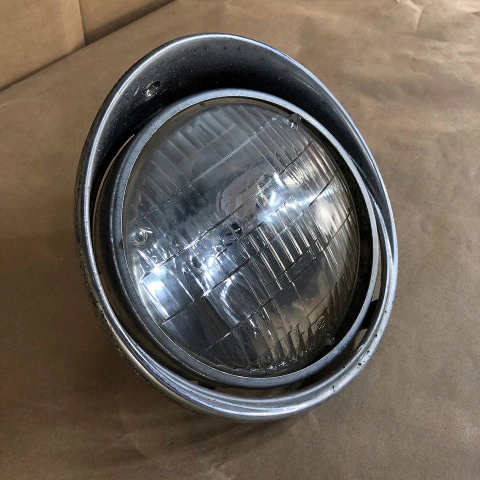 Conjunto de lámpara de cabeza interior Jaguar Mark 10 Mk X 420 LH con bisel 54521144 OEM Foto 2 de 4