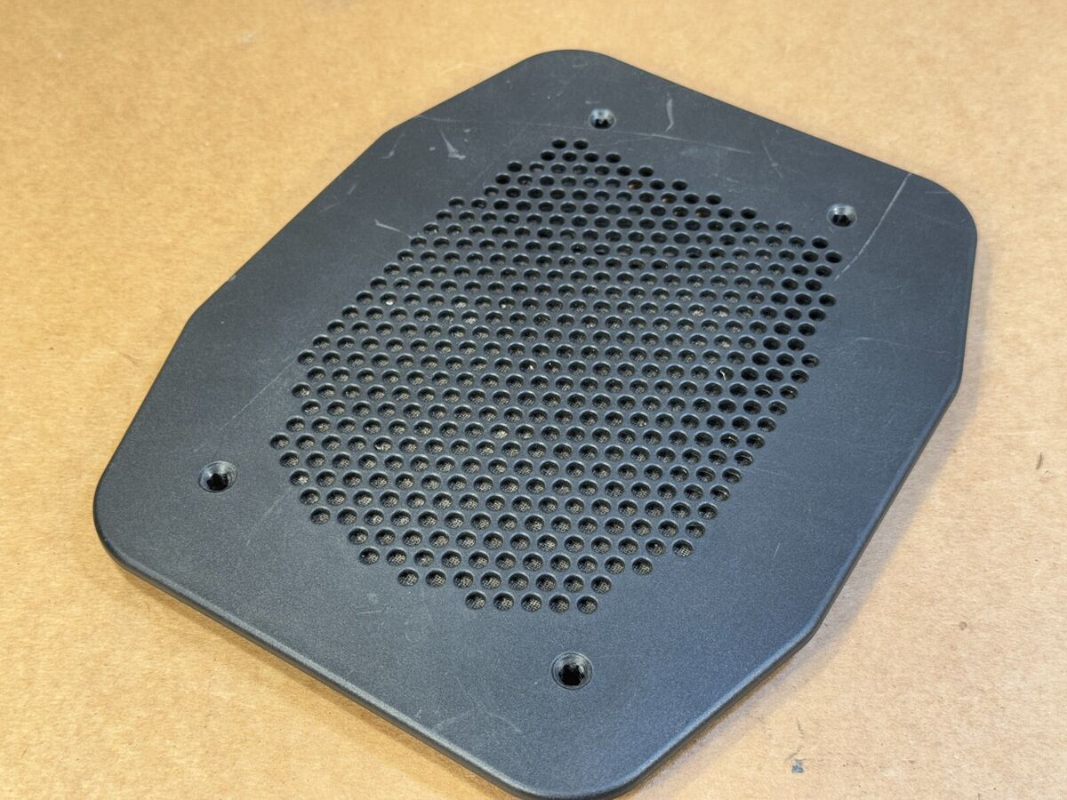 BMW X5 E70 F15 F85 X6 E71 F86 GENUINE 65136971882 Central Woofer