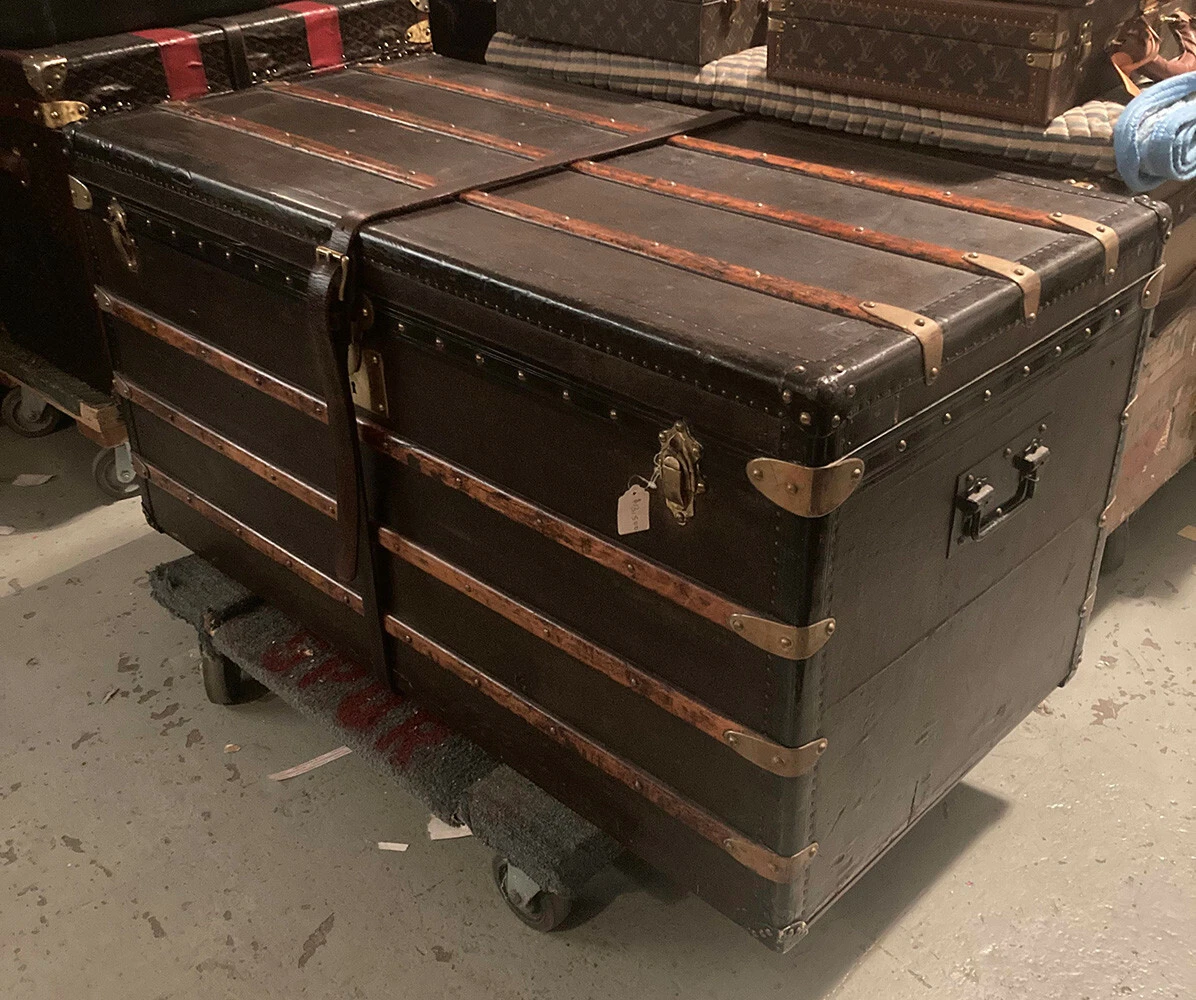 ANTIQUE 20thC GOYARD COURIER TRUNK IN CHEVRON PATERN, PARIS c.1900 —  Pushkin Antiques