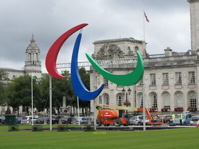 Foto 6x4 Agitos Cardiff Das Symbol der Paralympischen Spiele wurde jetzt ersetzt c2012
