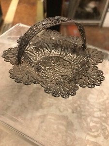 Vintage-Antique-Filigree-Silver-Open-Work-Basket-Plant-Planter-Succulents