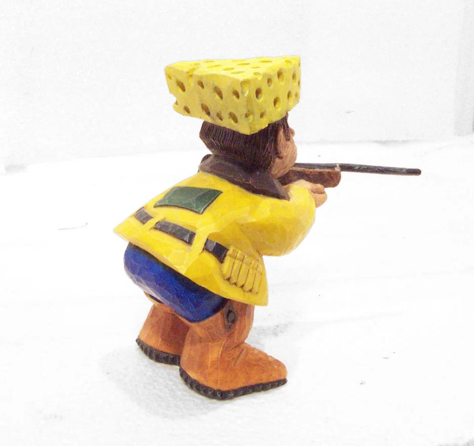 Green Bay CABEZA DE QUESO Cazador con Rifle Figura Fútbol Raro - Como Está Foto 4 de 4