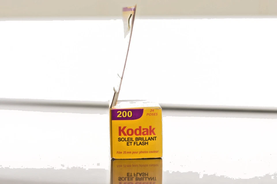 Roll Kodak Bright Sun & Flash 200 Film 35 mm 24 Exposures NIB sealed - Image 4 of 4