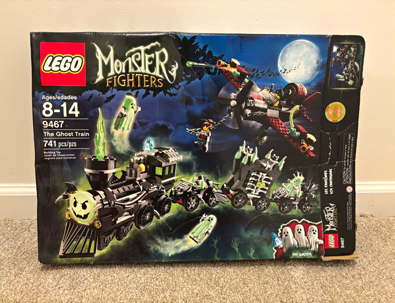 LEGO Monster Fighters 9467 The Ghost Train 741pc Incomplete w/Box & Instructions