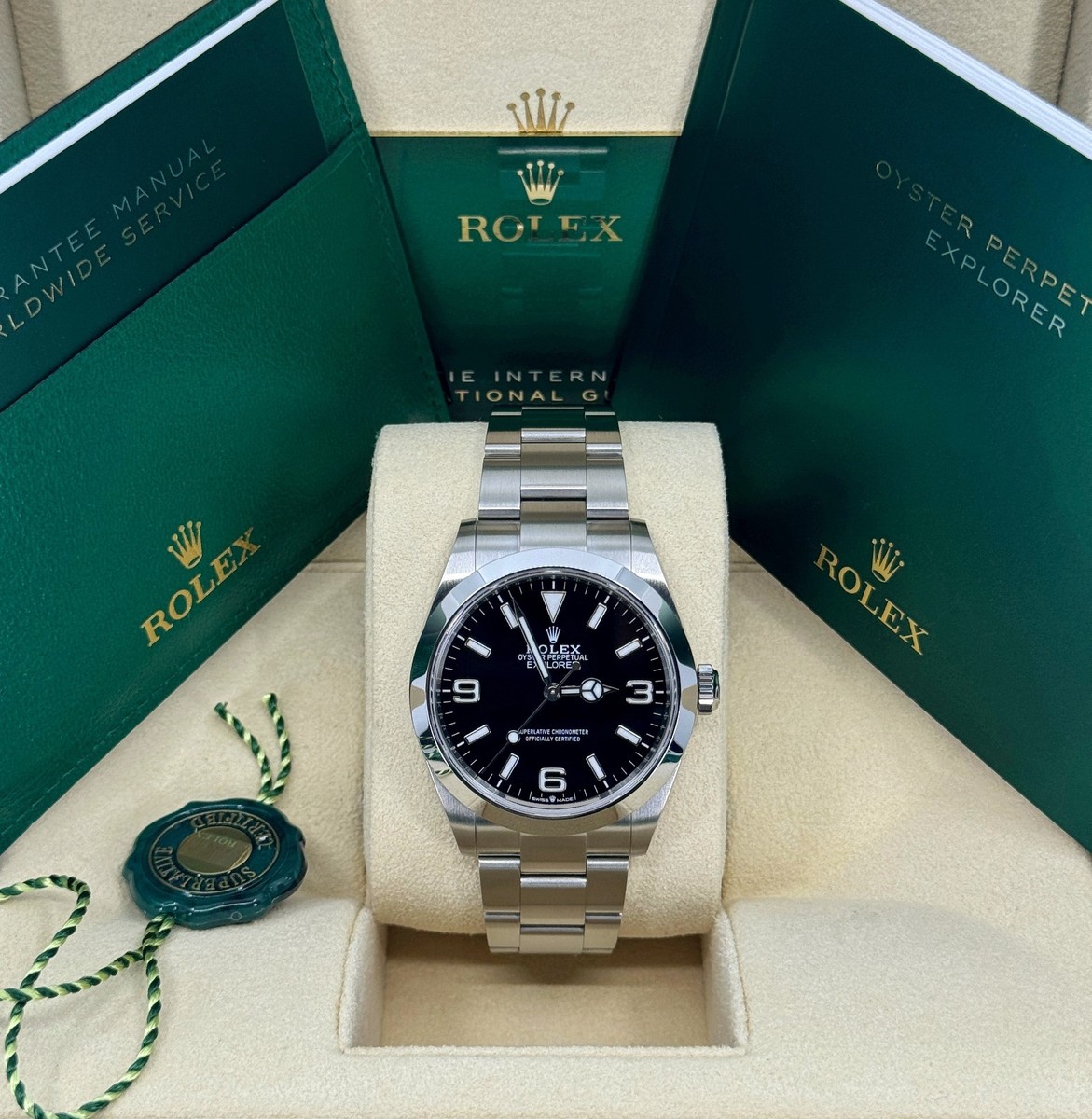 Unworn 2026 Rolex Explorer 40mm, Stainless Steel, Black, 224270 | eBay