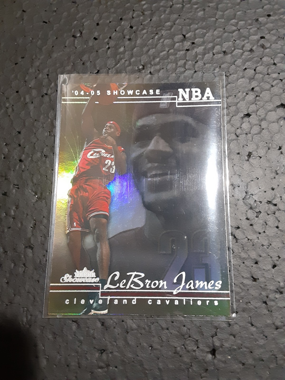 2004-05 Fleer Showcase - LeBron James #11 - Cleveland Cavaliers