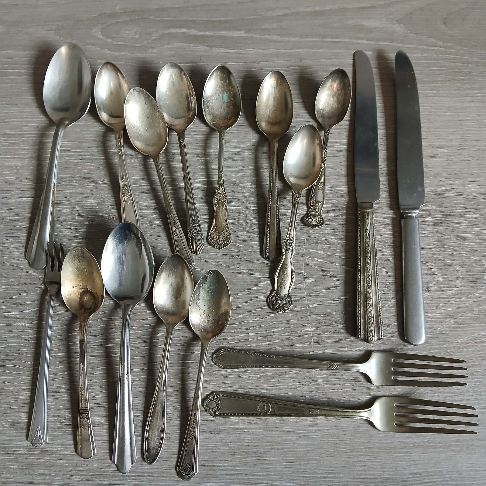 Lot Of 17 Vintage And Antique Silver Plate Silverware 17 Pc Variety Brand