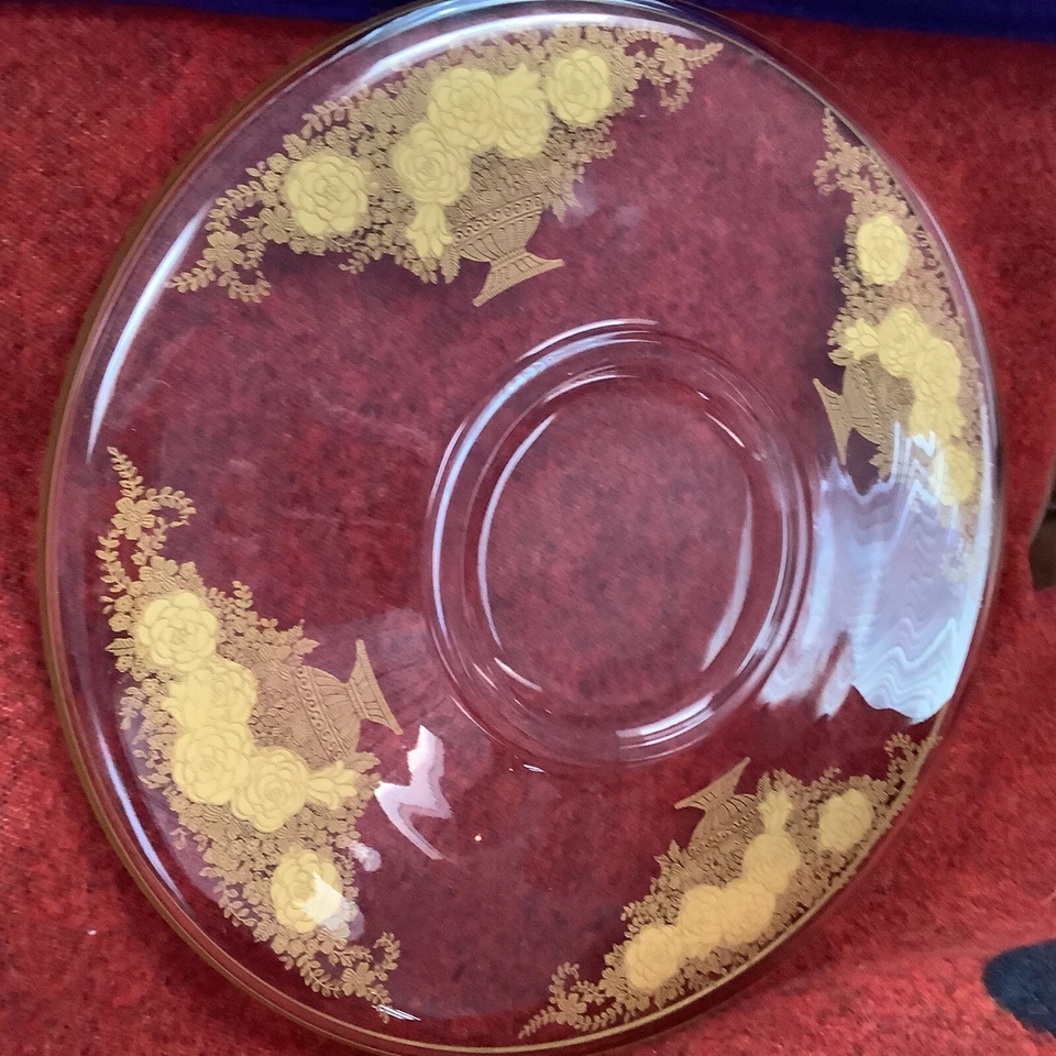Vintage Mid Century-large round Clear Glass Serving Tray Gold Grecian Urn Design - Image 4 of 4