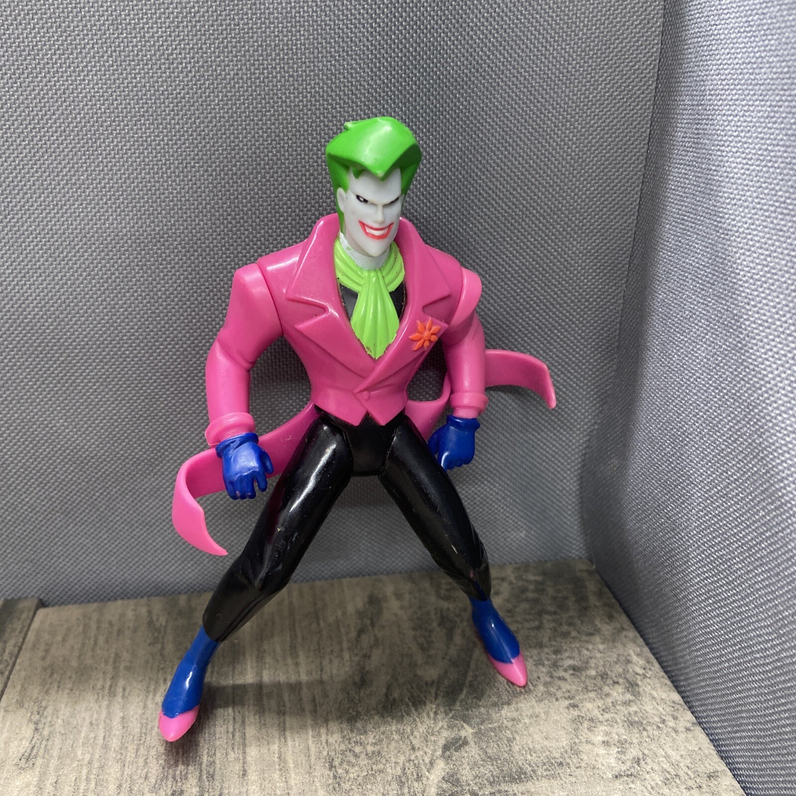 1999 DC Comics Kenner Batman 4 3/4” Used Plastic Vintage Joker Action