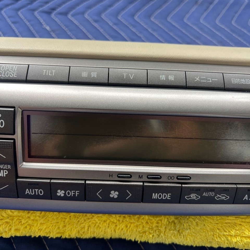 Toyota Soarer UZZ40 LEXUS SC430 OEM DENSO Air Conditioning Control