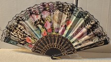 SMALL ORIENTAL FOLDING HAND FAN WITH A FLORAL FLOWER ROSES DESIGN O