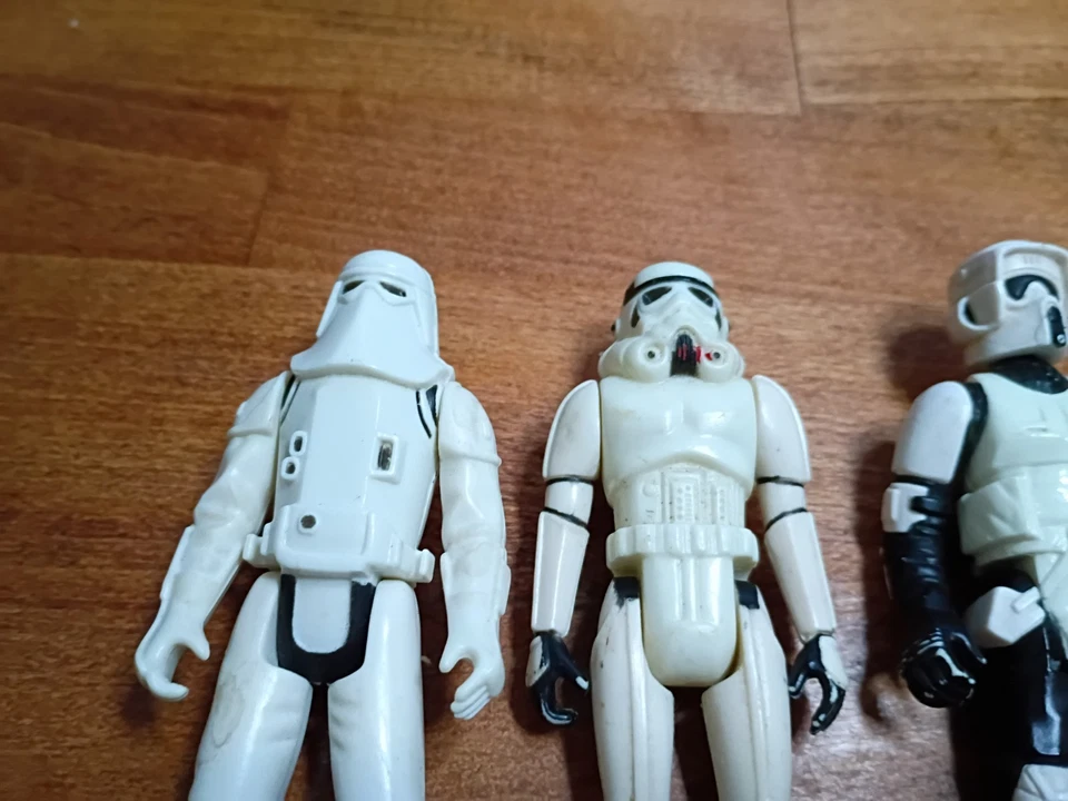 Lote Figuras de Acción Kenner 1977-1983 Star Wars De Colección AT-AT Driver Scout Snow Foto 2 de 4