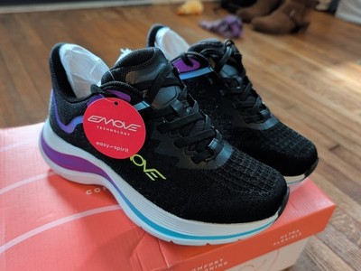 NWT Easy Spirit Easymove  Sneakers  Black Women s Size 5m