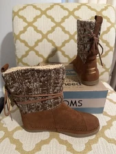 TOMS Nepal Women's Boots, Chestnut Suede, Metallic Cable Knit Top, US Size 7 NEW