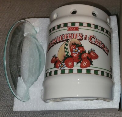 Vintage Avon Strawberries & Cream Tart Diffuser New 1 candle 3 Tarts included