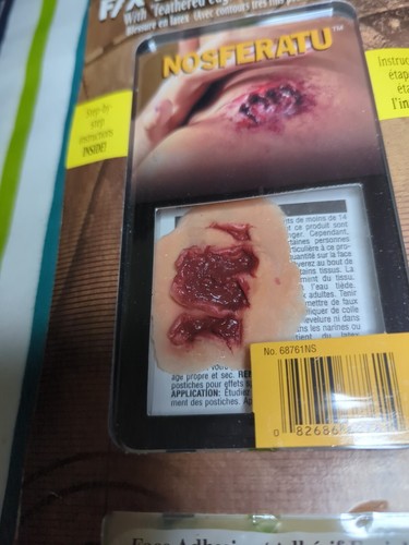 Nosferatu Vampire Bite Special FX Latex Wound Adhesive Blood Gel Adult Halloween - Picture 11 of 24