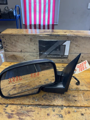2000-2002 GMC YUKON CHEVY TAHOE SUBURBAN Left Driver Mirror Chrome Heated OEM