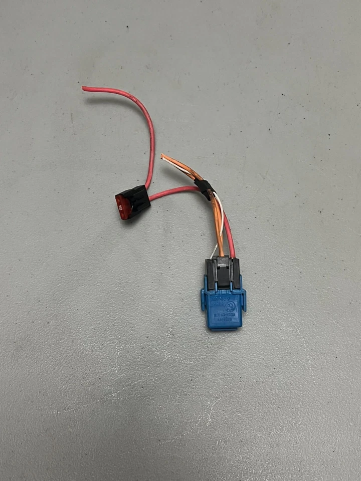 2007 BMW 525xi 4 зубца синий реле с гнездом косичка 61366915327 - Изображение 3 из 4